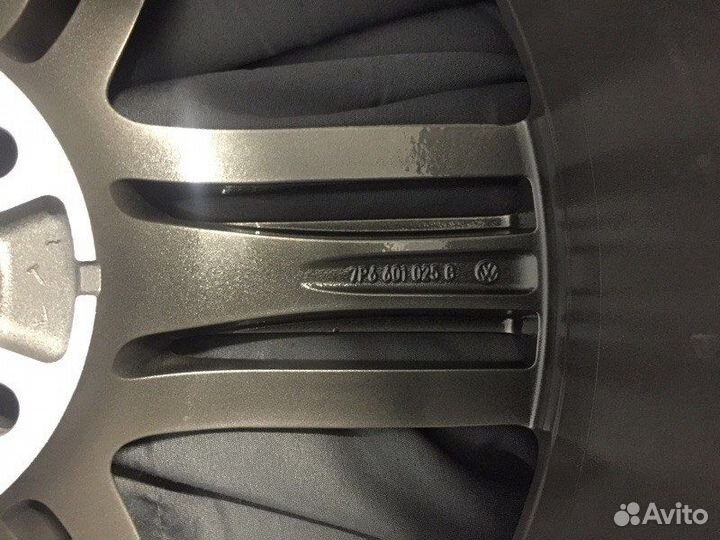 Диск литой R20 / 5x130 J9