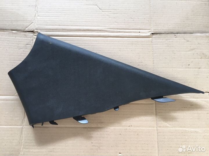 Обшивка задней стойки Hyundai Solaris 1 (5540)