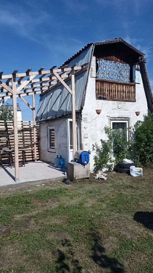 Дача 20 м² на участке 4 сот.