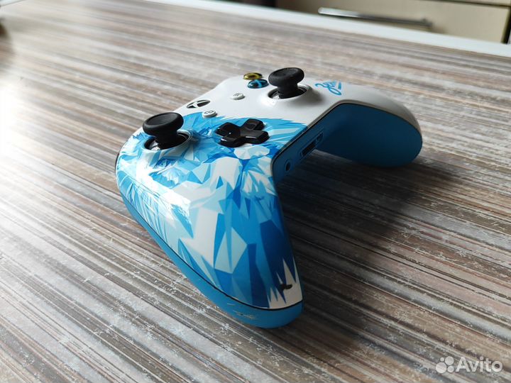 Геймпад xbox One S коллекционный