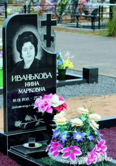 Бюджетный памятник из гранита с доставкой