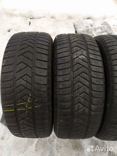 Pirelli Winter Sottozero 3 235/55 R17 102C