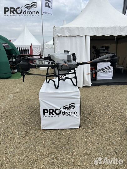 DJI Agras T40 / Сельскохозяйственные дроны