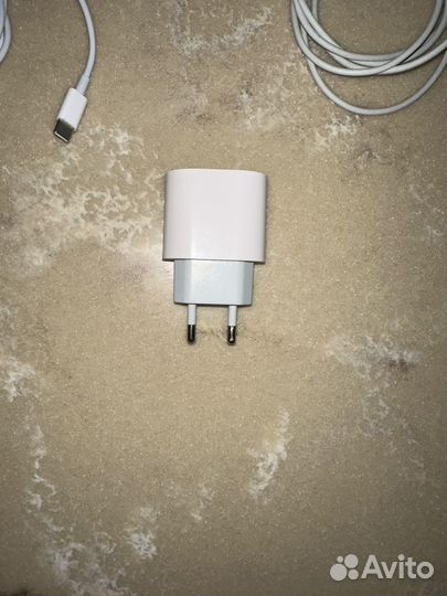 Блок 20w + кабель на iPhone original