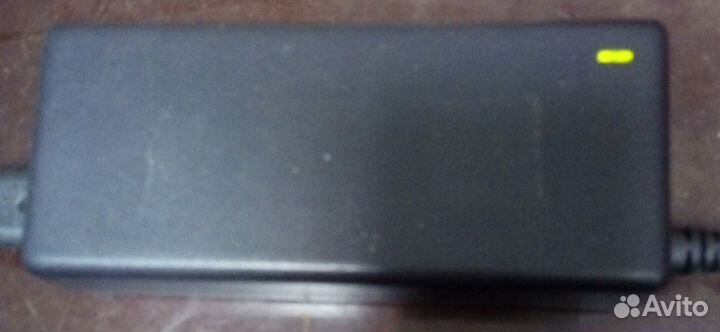 Ноутбук MSI Mega Book S270