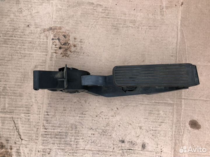 Педаль газа Mercedes w211 Е211 w211 cls219