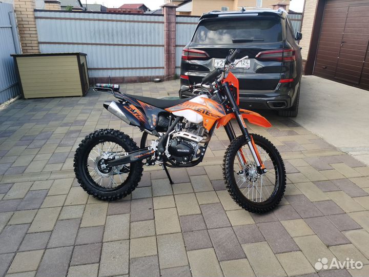 Regulmoto Athlete 250 172FMM