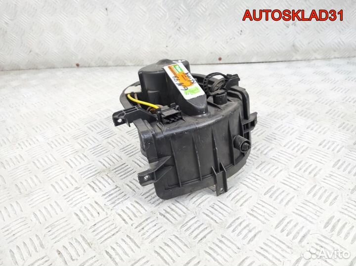 Моторчик отопителя Volkswagen Polo 6N1820021