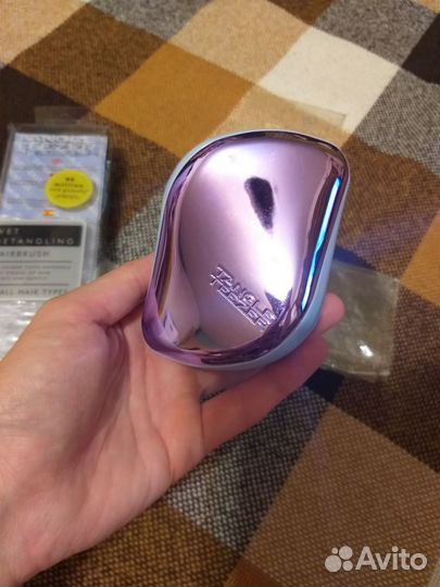 Расчески для волос щетки