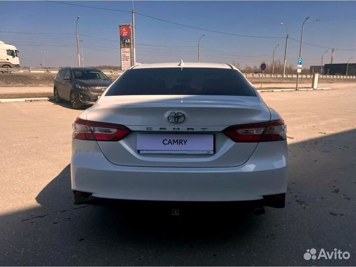 Toyota Camry, 2022