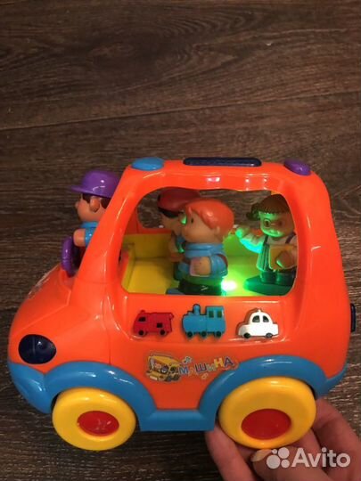 Игрушка автобус