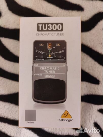 Тюнер напольный behringer TU300