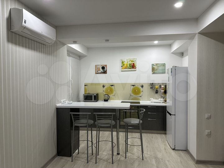 2-к. квартира, 60 м², 4/12 эт.