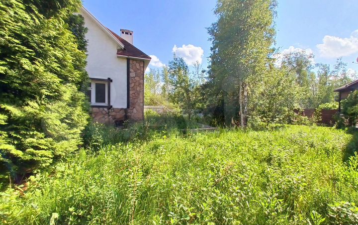 Дом 158 м² на участке 9 сот.