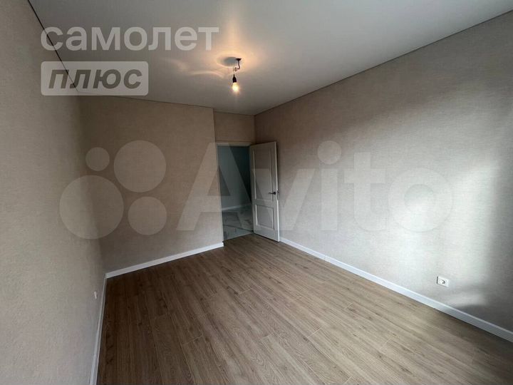 2-к. квартира, 55 м², 11/18 эт.