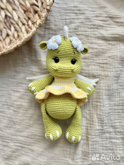 Вязаный дракончик