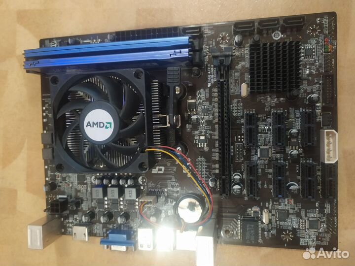 Материнская плата FM2+ и Athlon X840 + 4 Gb