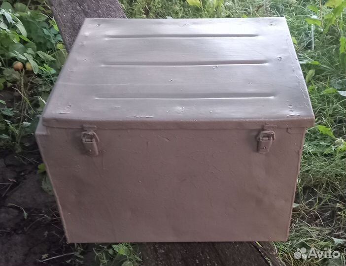 Ящик металлический