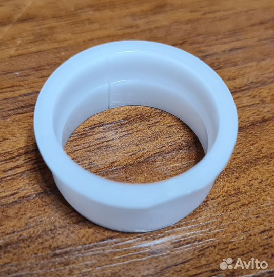 Втулка помпы Yamaha 100-250, F75-225 оригинал