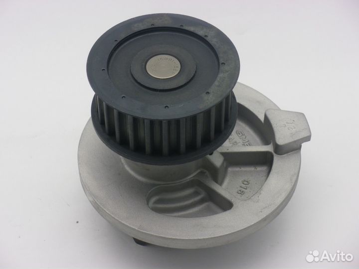 Насос водяной