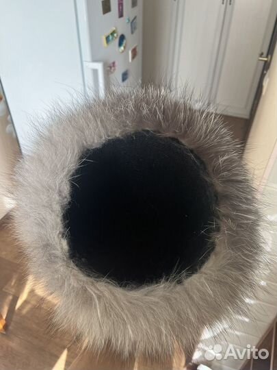 Шапка женская из меха норвежской лисы
