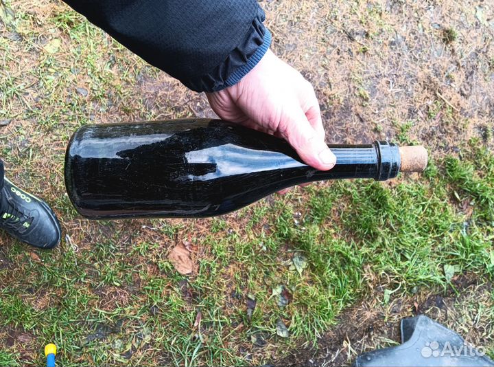 Бутылки старинные коллекционные