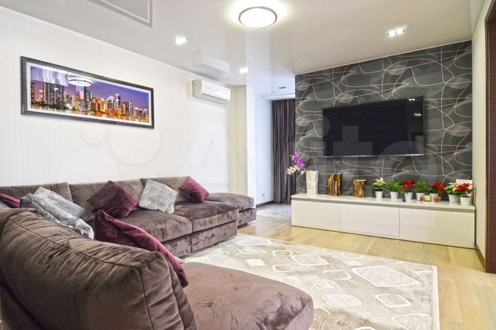 2-к. квартира, 110 м², 15/19 эт.