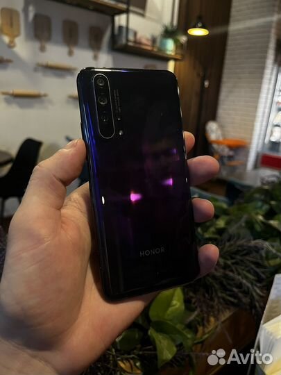 Телефон honor 20 pro