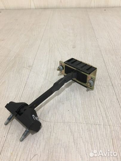 Ограничитель двери передний левый Mercedes Benz