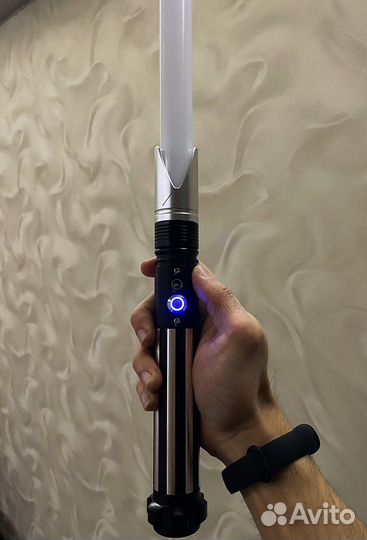 Световой меч «Титановый Странник» (крафт)