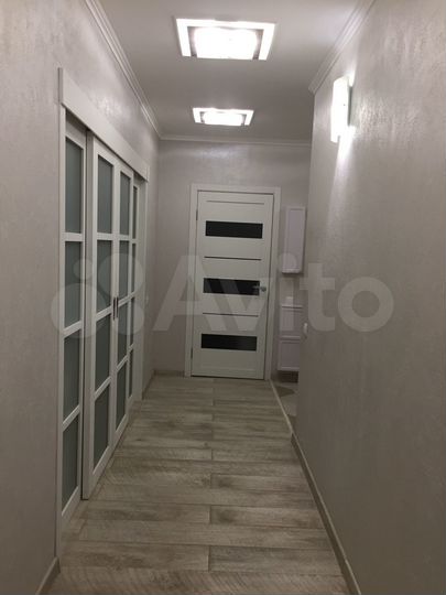 3-к. квартира, 107 м², 8/17 эт.