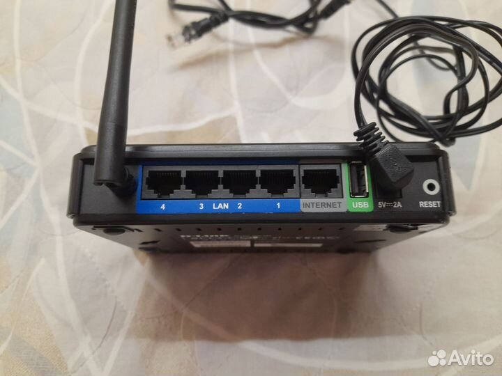 Wi-Fi роутер D-Link DIR-320