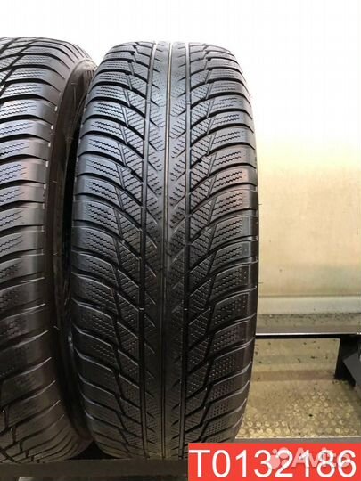 Bridgestone Blizzak LM-001 215/65 R17 99H