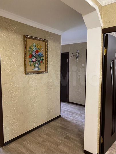 2-к. квартира, 76 м², 2/9 эт.