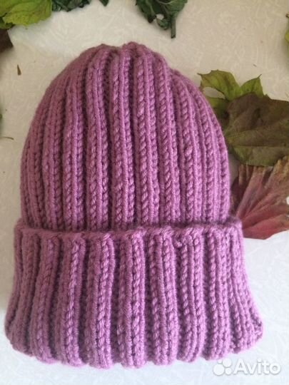 Вязаная шапка женская