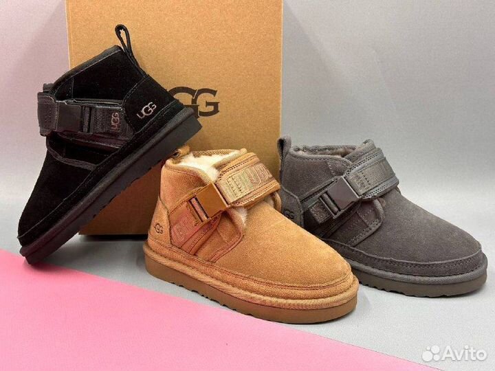 Детские ботинки зимние с мехом на застежке угг