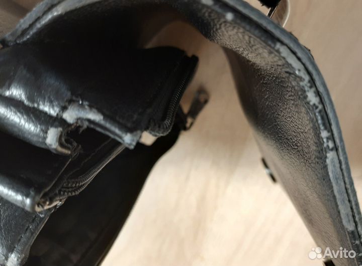 Сумка мужская с ремешком через плечо