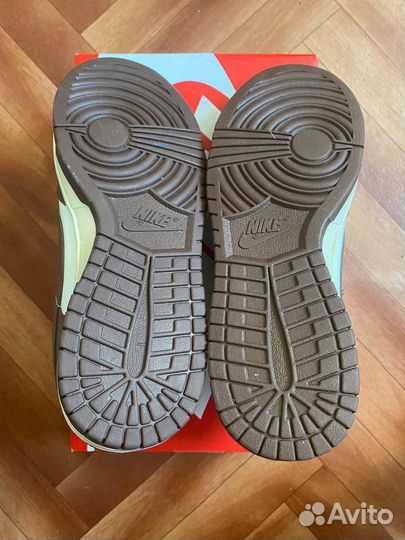 Кроссовки Nike dunk low