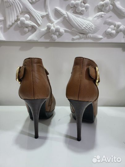 Ботильоны Karen Millen 39р