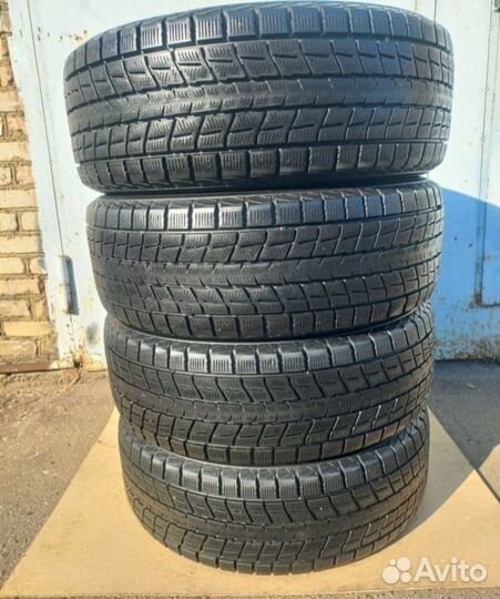 Dunlop Winter Maxx SJ8 235/55 R19