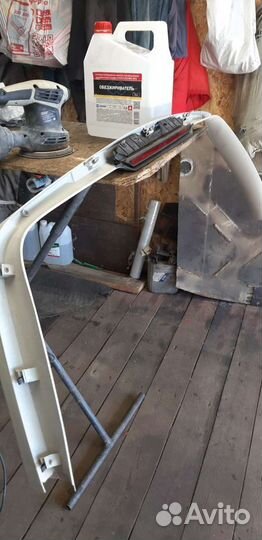 Обшивка крышки багажника Volkswagen sharan