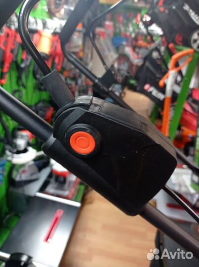 Газонокосилка аккумуляторная 4Ач