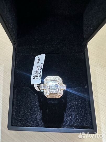 Золотое кольцо с бриллиантами багет