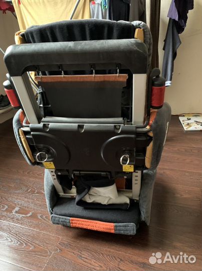 Детское кресло recaro