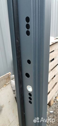 Дверь входная металлическая