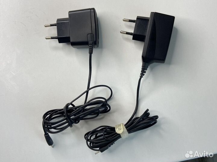 Два зарядных устройства для Nokia