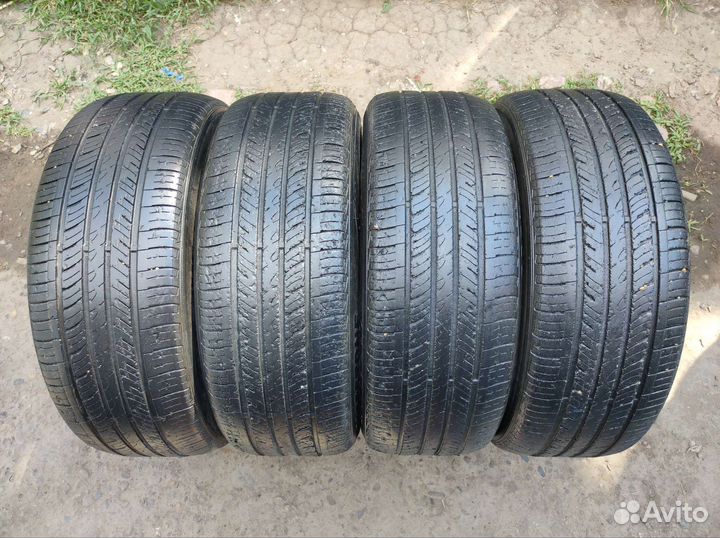 Roadstone N'Fera AU5 215/55 R17