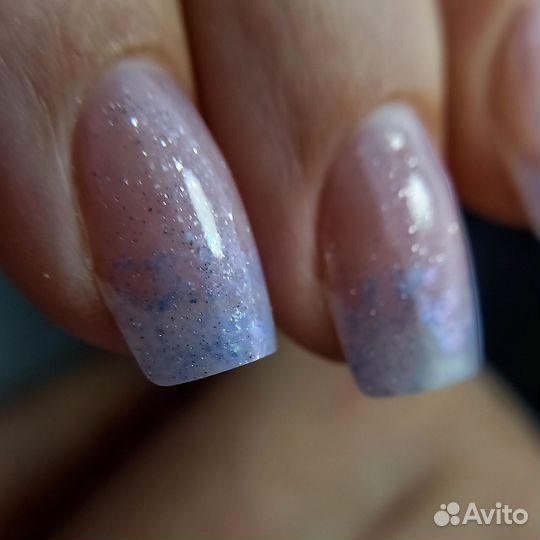 Модель на наращивание ногтей