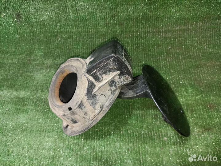 Лючок бензобака Ford Fusion I рестайлинг (2005—201