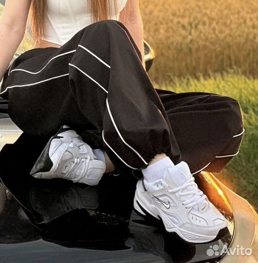 Кроссовки nike женские